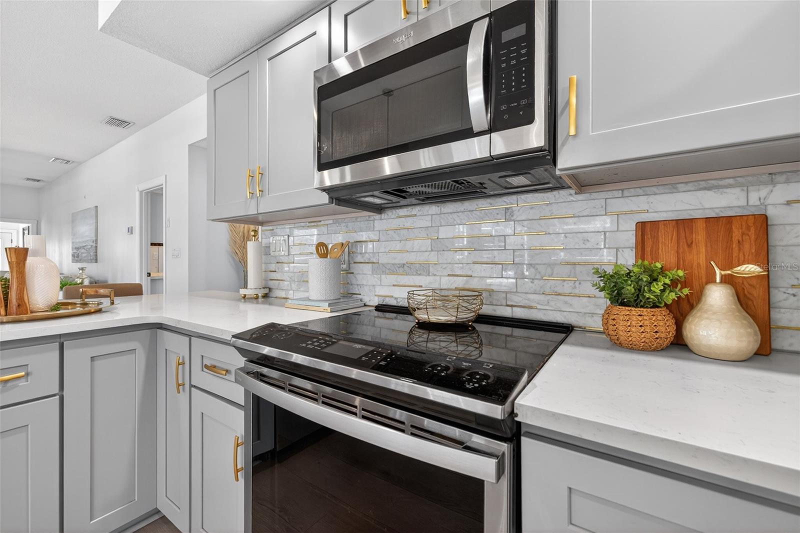 PINELLAS FARMS - Residential