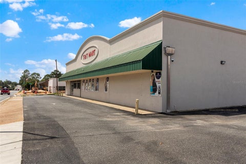 Photo of 218 W Jefferson Street, Quincy, FL 32351 (MLS # O6436865)