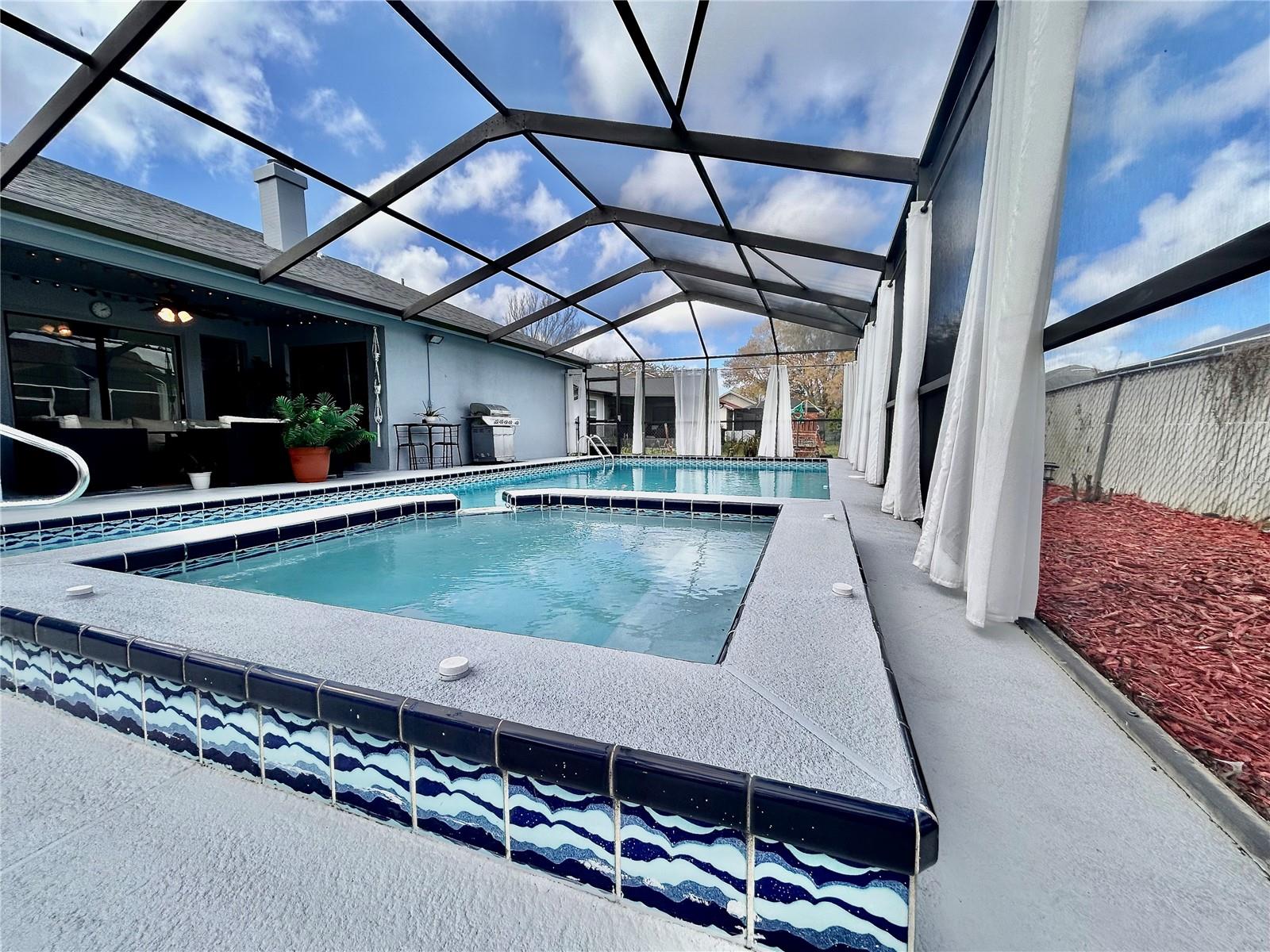 WOODWARD VILLAGE - Residential