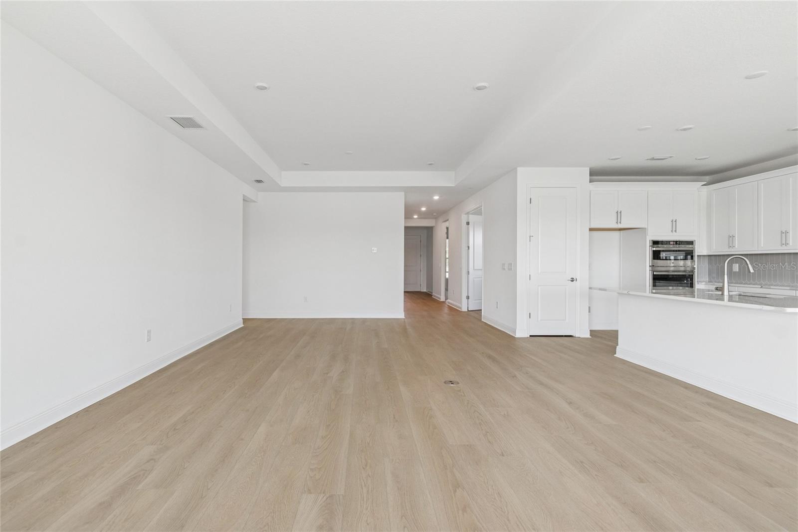 HAWKSTONE - Residential