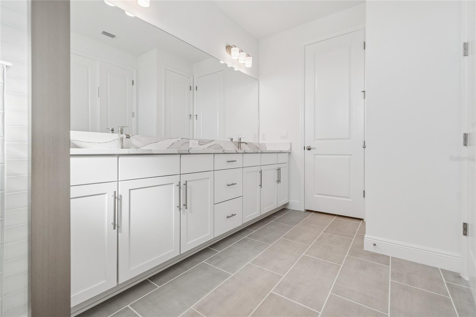 HAWKSTONE - Residential