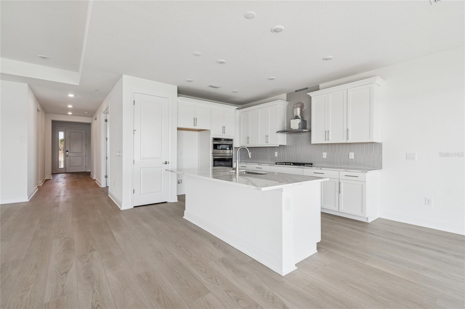 HAWKSTONE - Residential