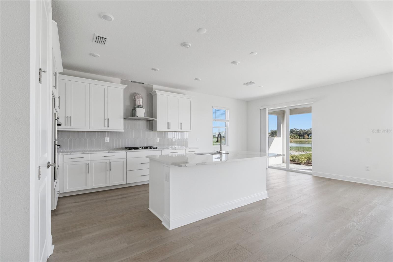 HAWKSTONE - Residential