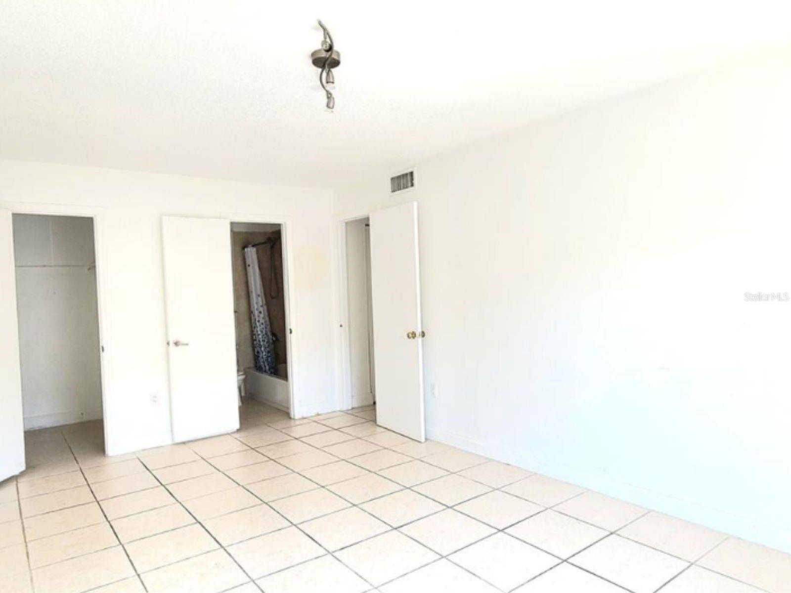 CARRINGTON PARK A CONDO - Residential Lease