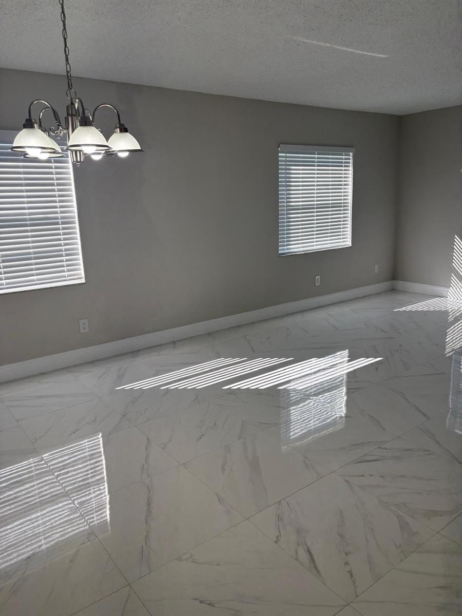 124 CINNAMON DRIVE