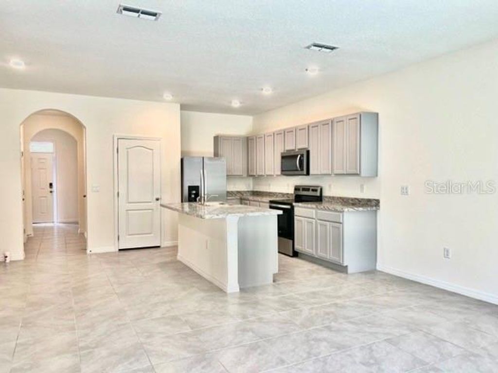 Photo of 1232 Yellow Finch Drive, Davenport, FL 33837 (MLS # S5141345)