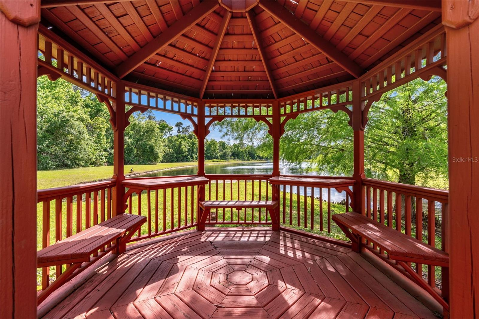 AVERY PARK - Residential