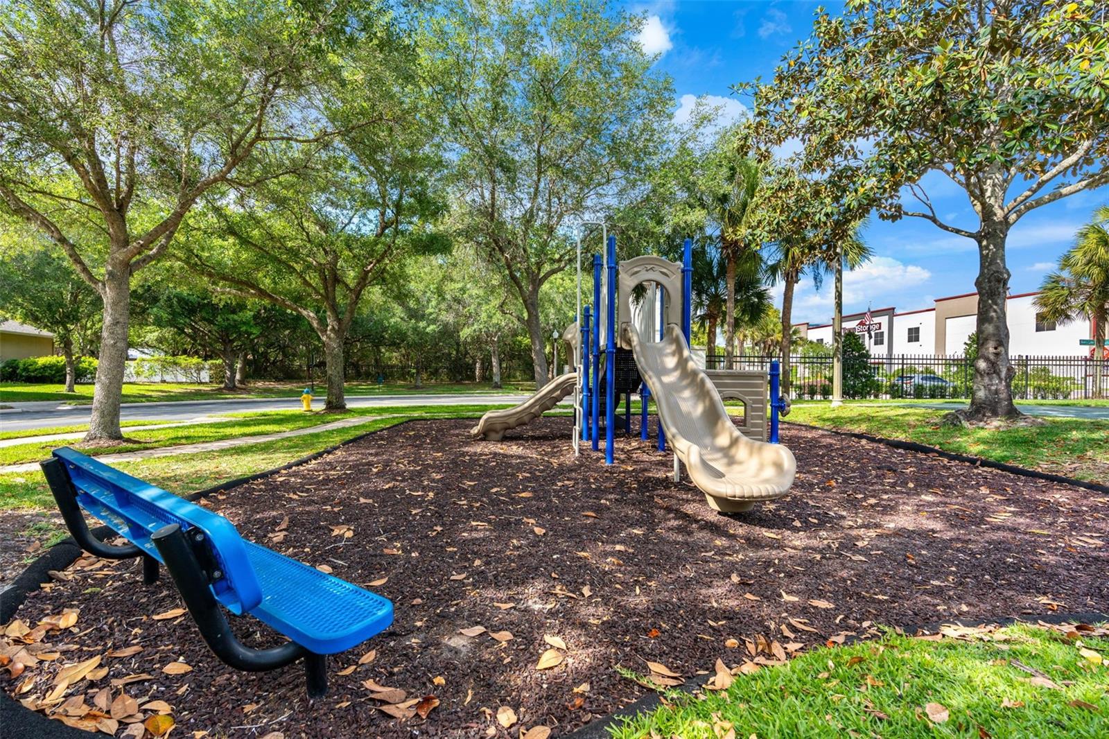 AVERY PARK - Residential