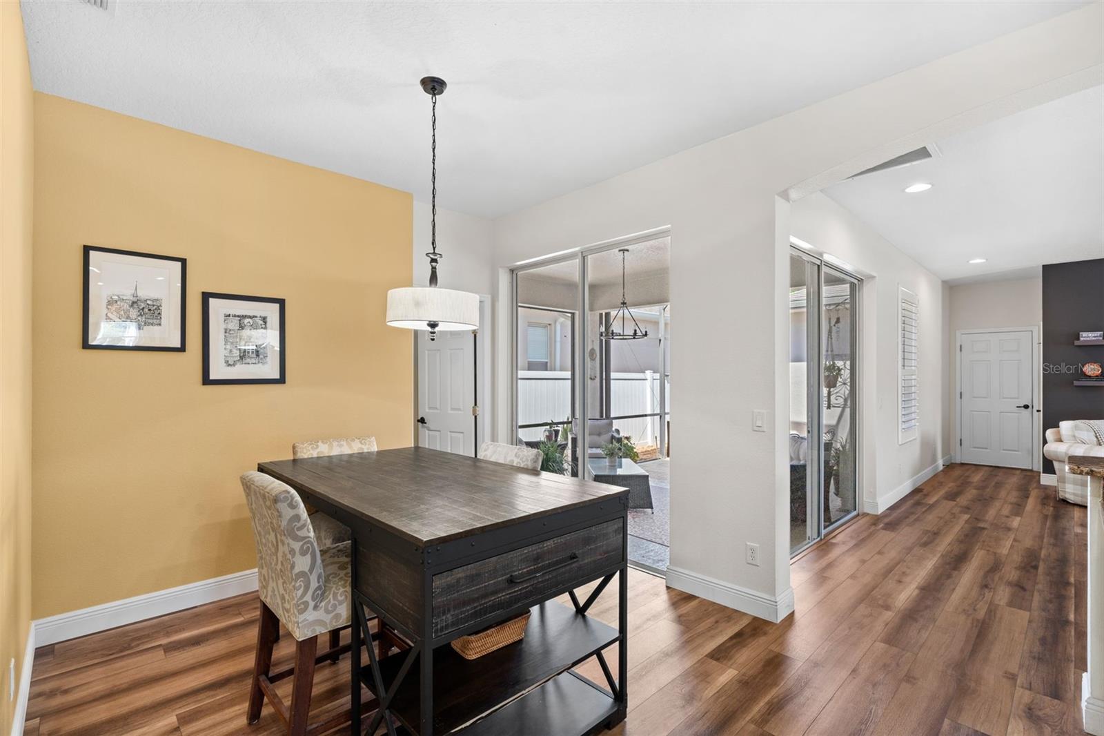 AVERY PARK - Residential