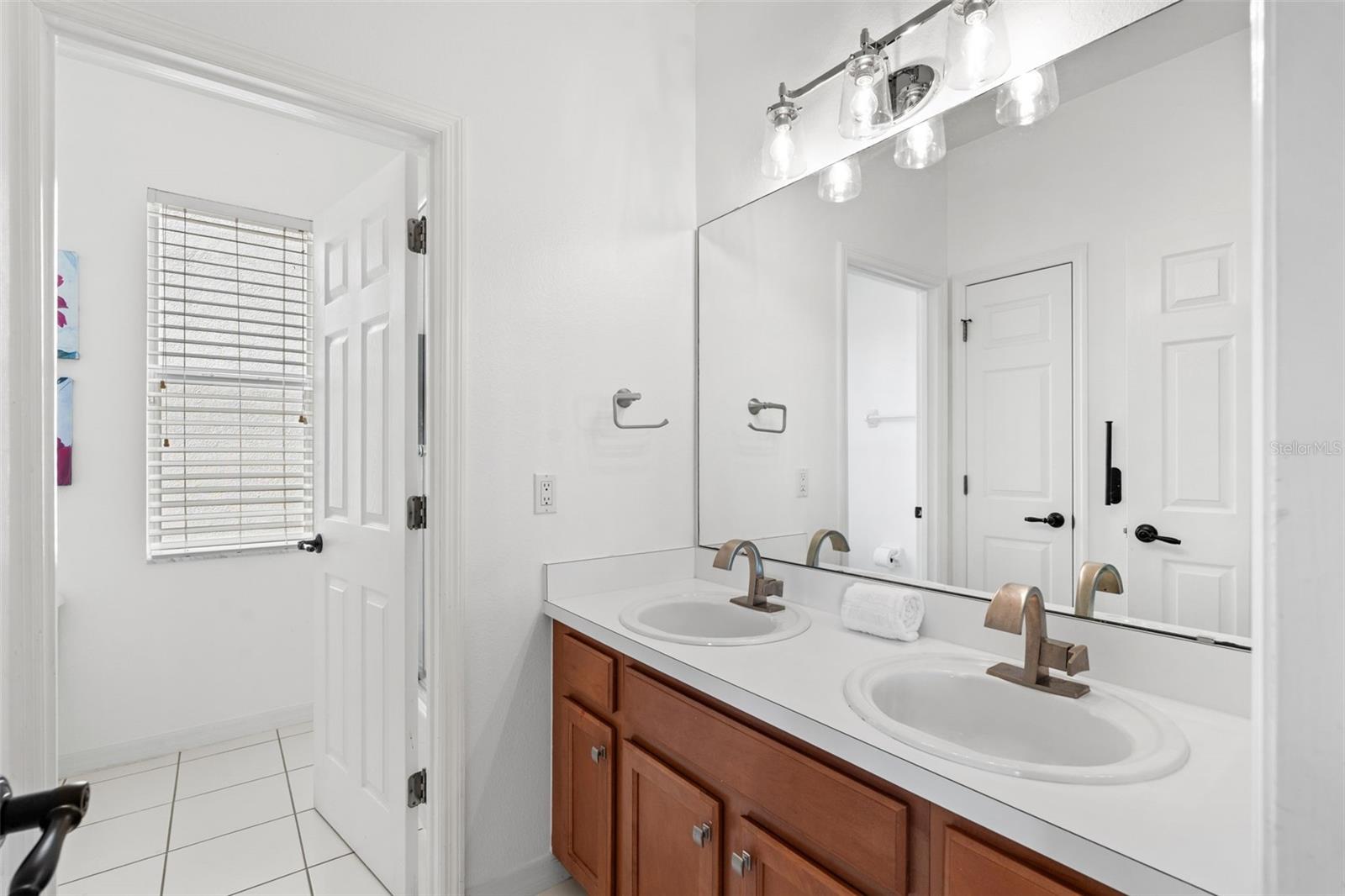 AVERY PARK - Residential