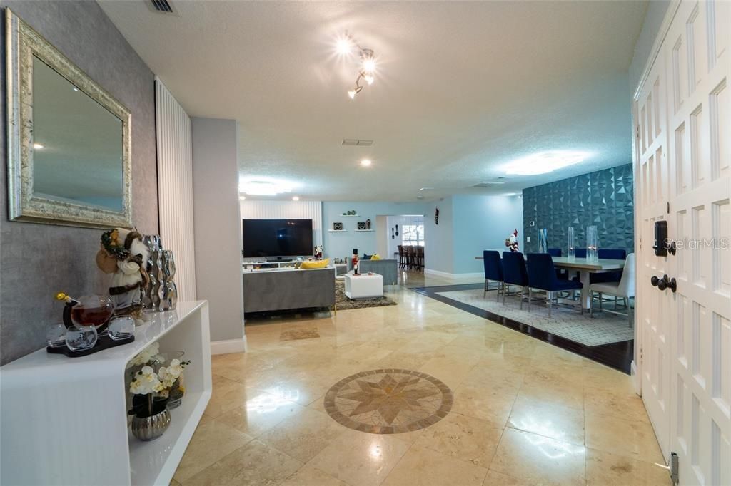 Photo of 4627 Woodlot Court, Orlando, FL 32835 (MLS # O6352090)