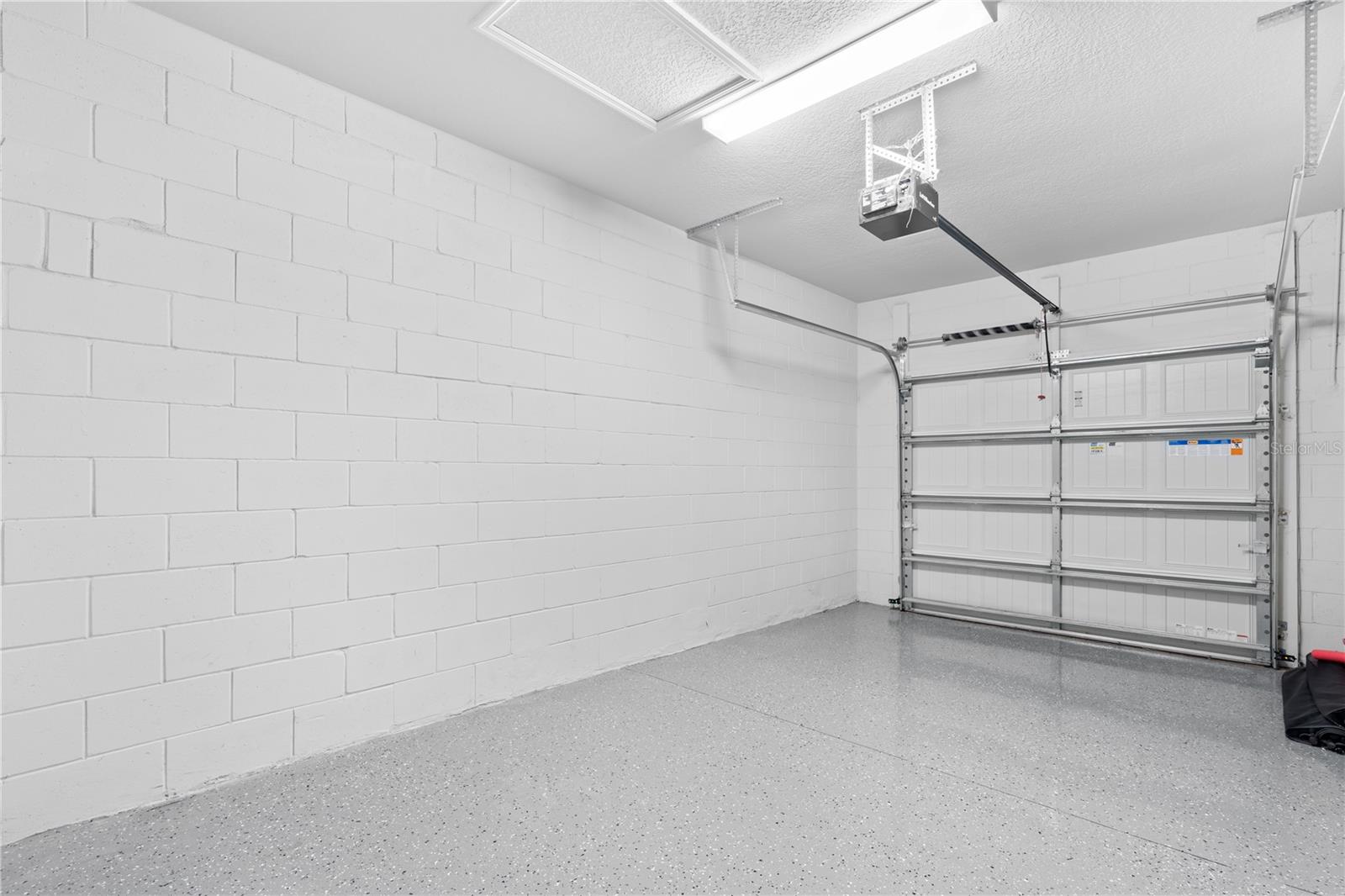 WINDSOR AT WESTSIDE PH 1 - Residential