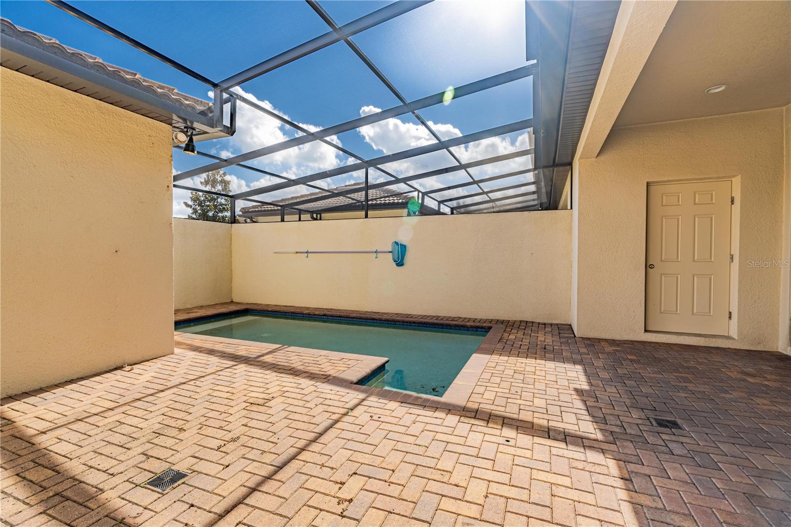 WINDSOR AT WESTSIDE PH 1 - Residential