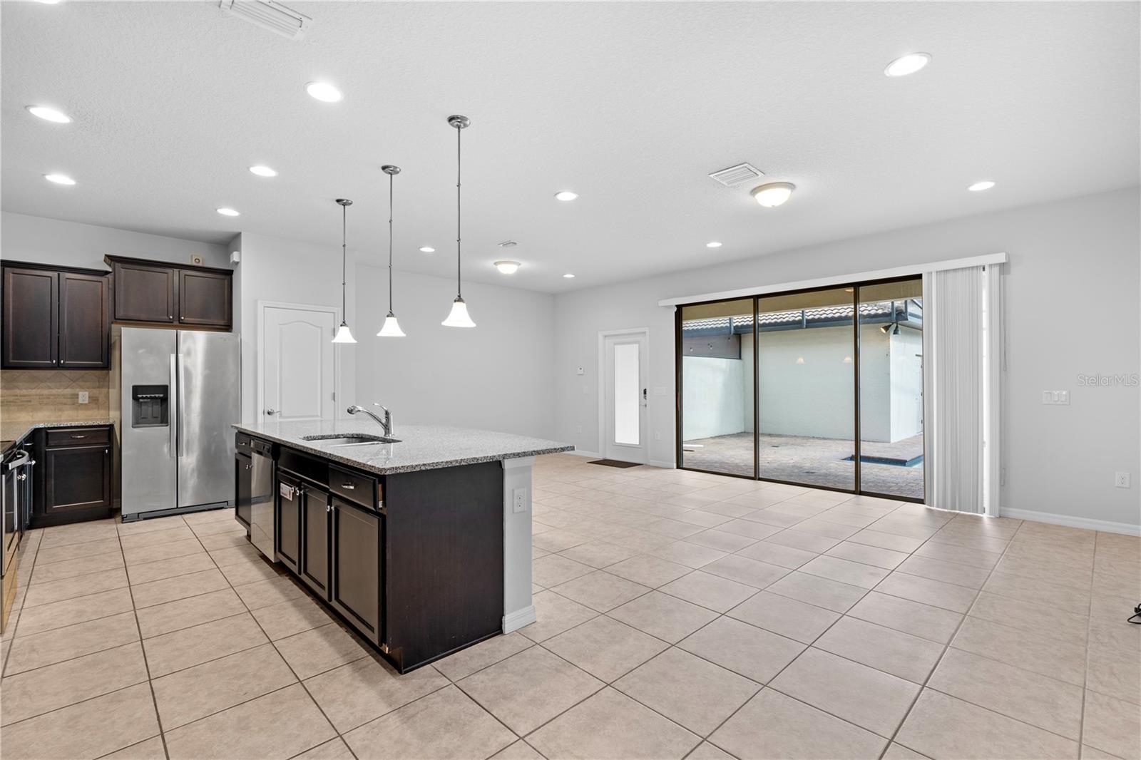 WINDSOR AT WESTSIDE PH 1 - Residential