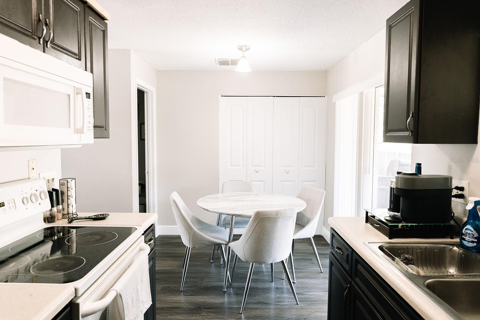 VILLAGE XVIII UNIT II OF CARRO - Residential