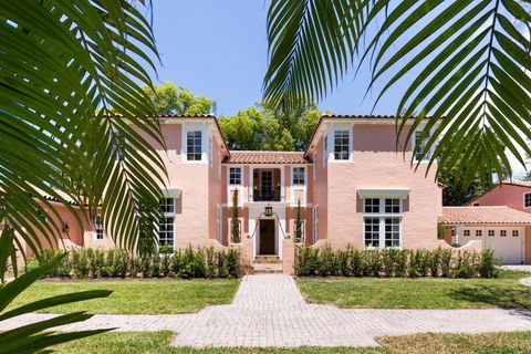 A home in SARASOTA