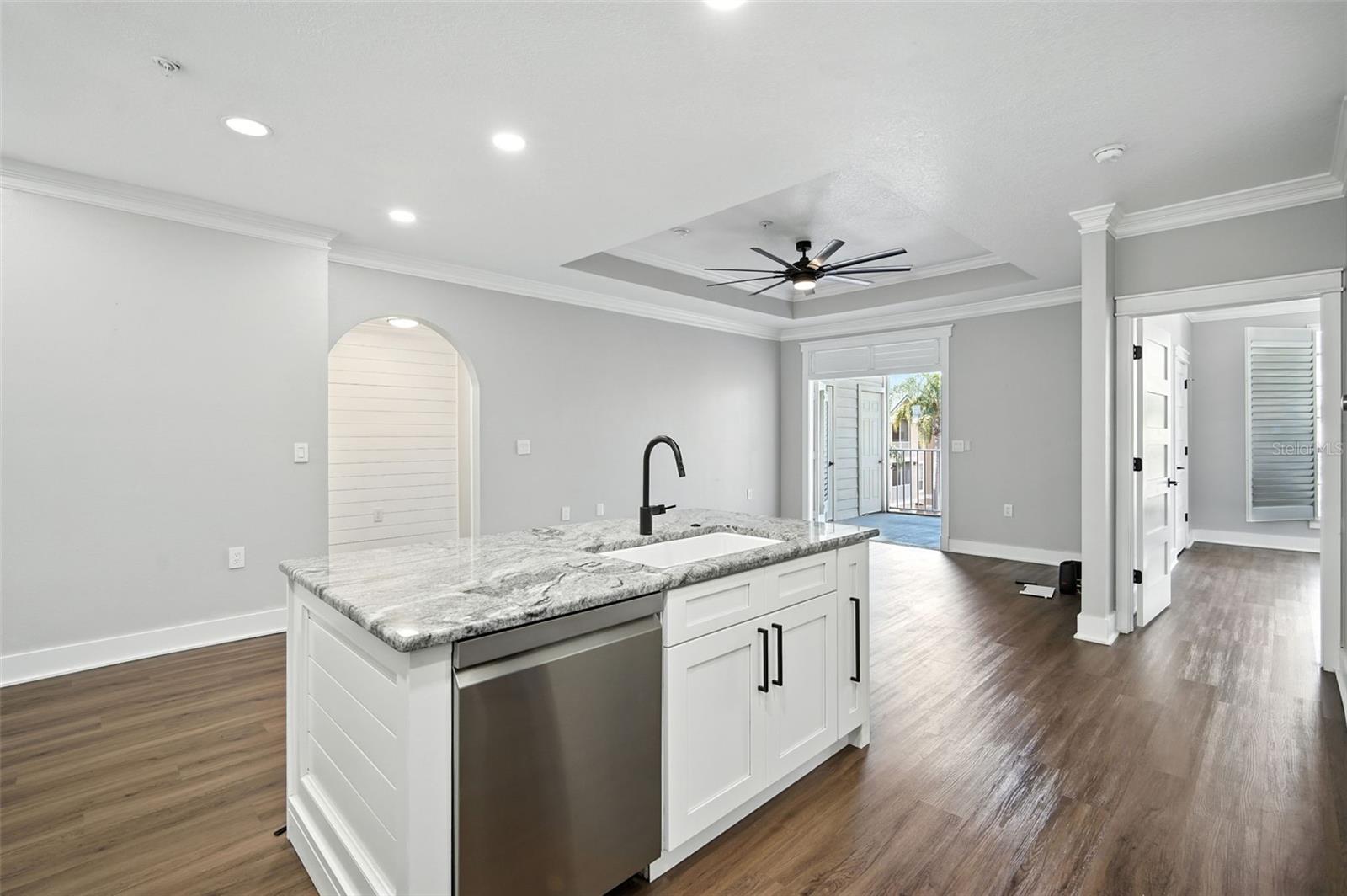 5304 BAY CLUB CIRCLE