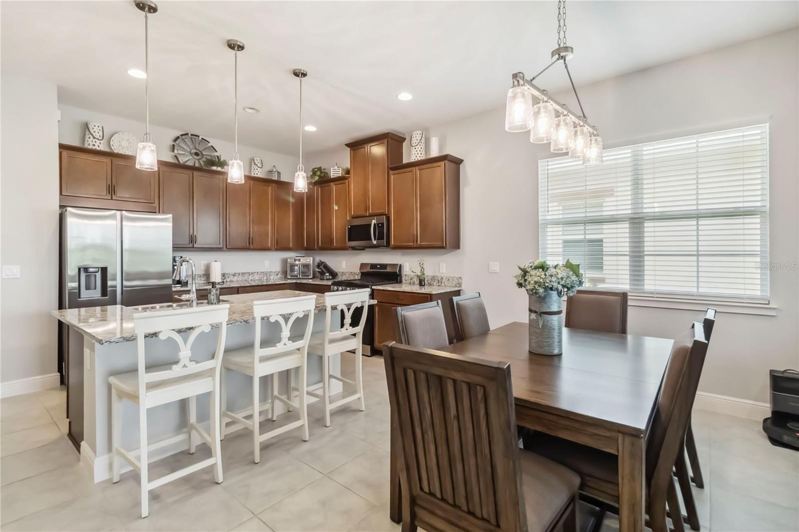 TWIN LAKES PH 2C - Residential Lease