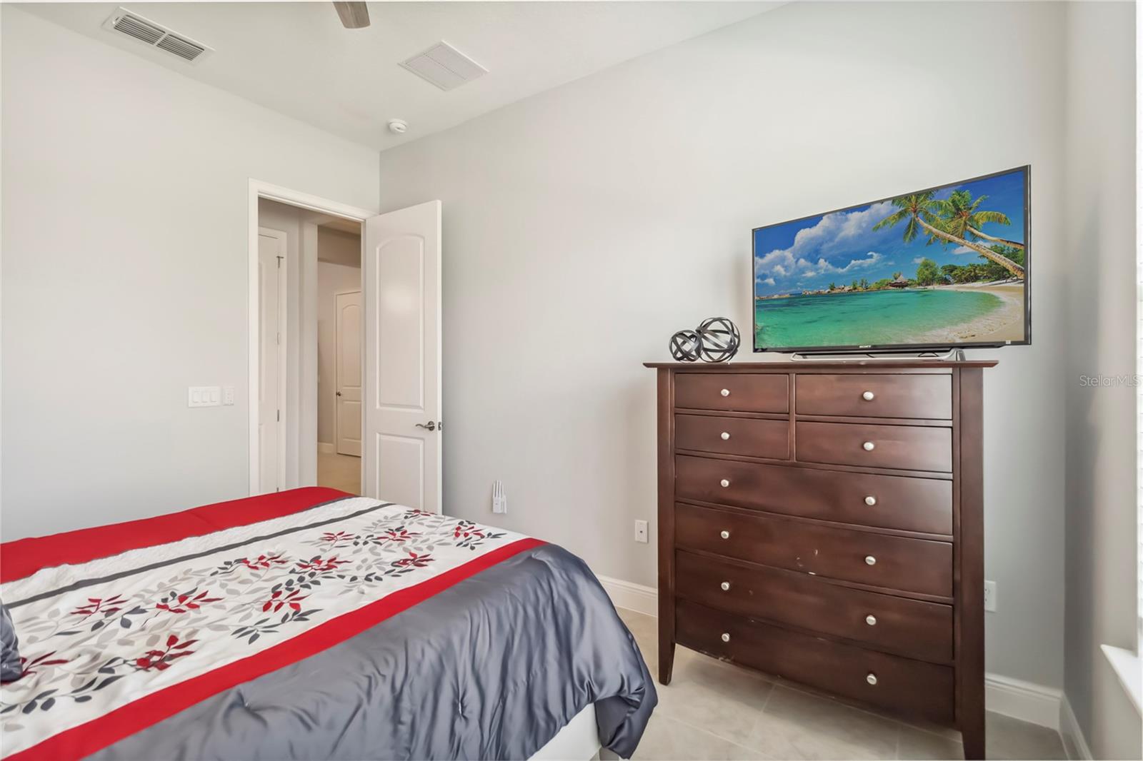 TWIN LAKES PH 2C - Residential Lease