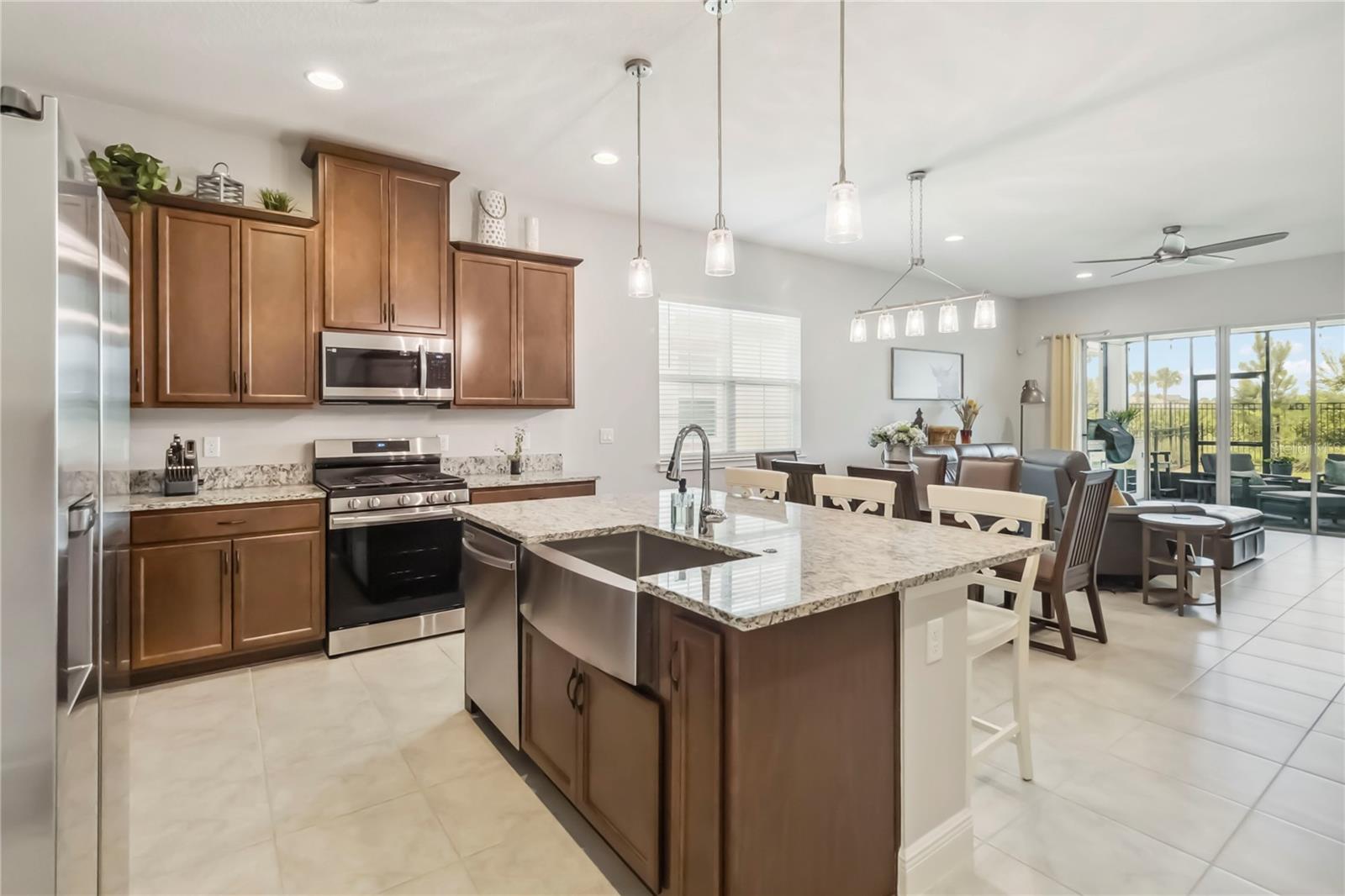 TWIN LAKES PH 2C - Residential Lease