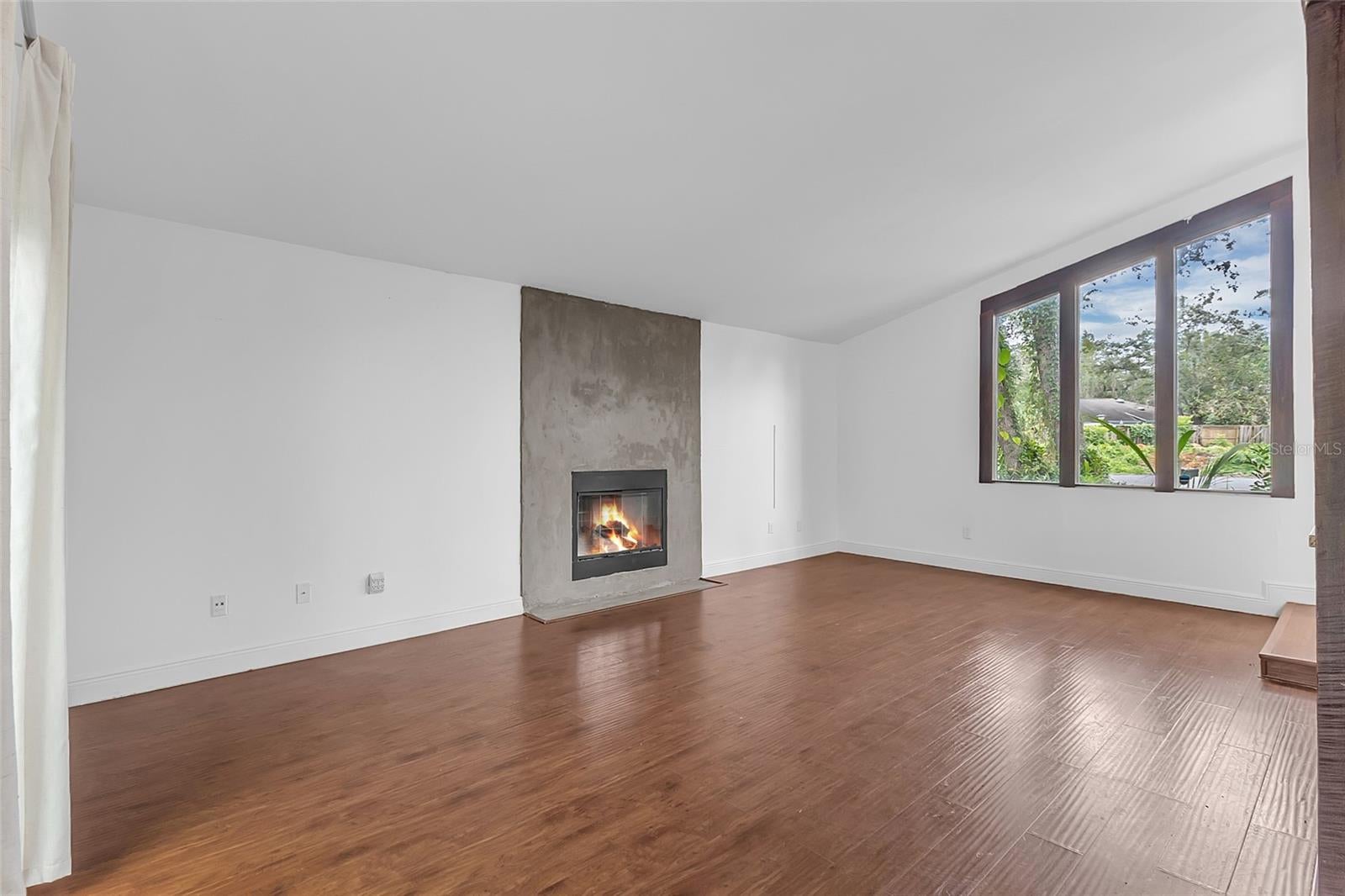 106 WESTWIND COURT