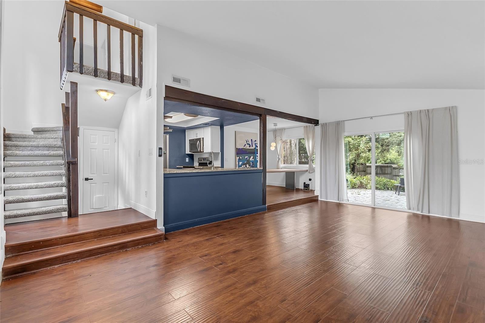106 WESTWIND COURT