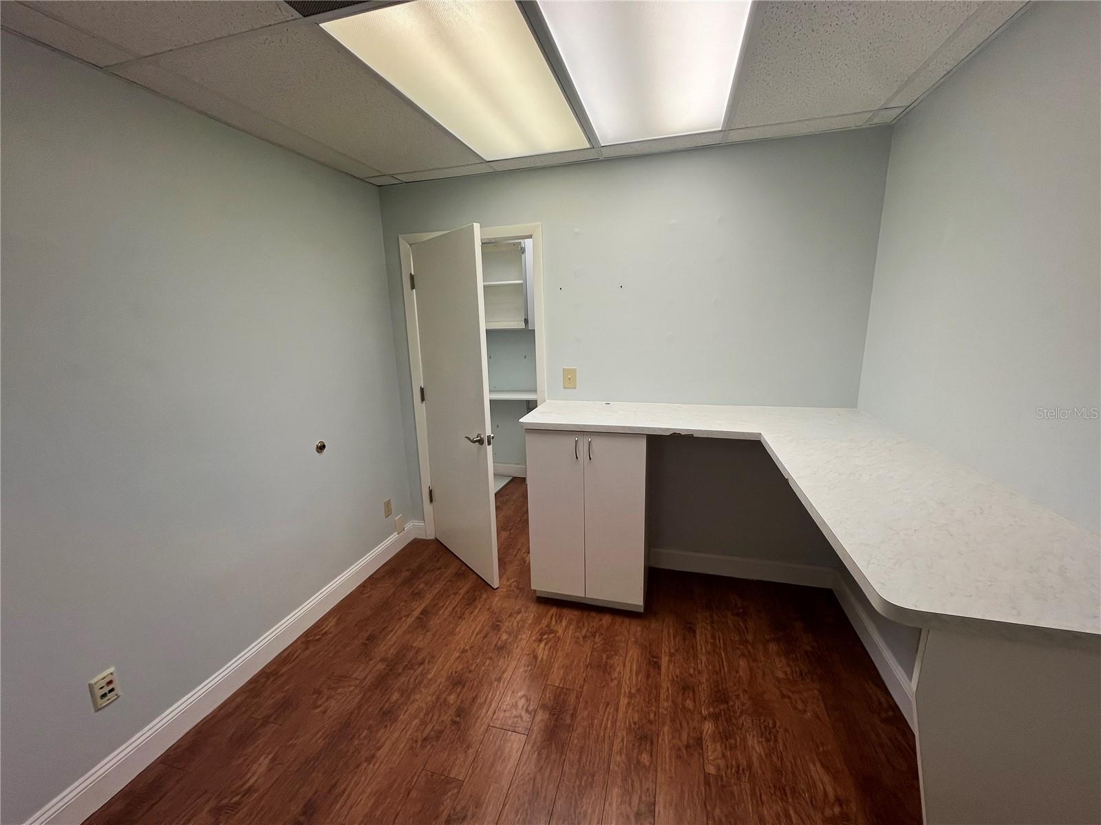 UNIVERSITY COMMUNITY MEDICAL C - Commercial Lease