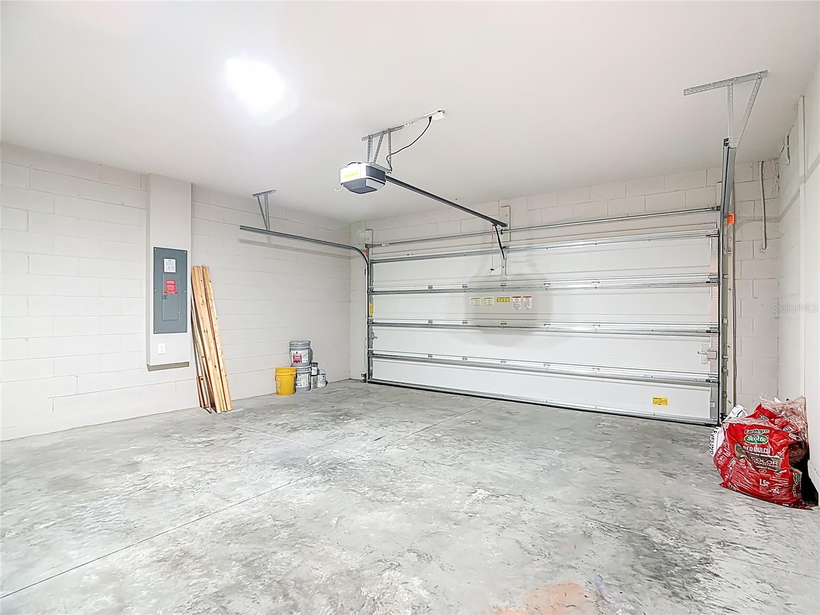 LUCERNE PARK RESERVE - Residential Lease