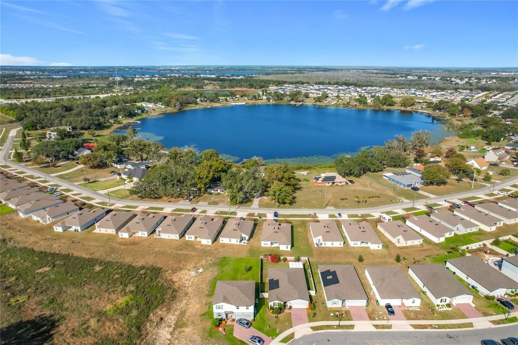 Photo of 928 Cambridge Drive, Winter Haven, FL 33881 (MLS # O6369487)