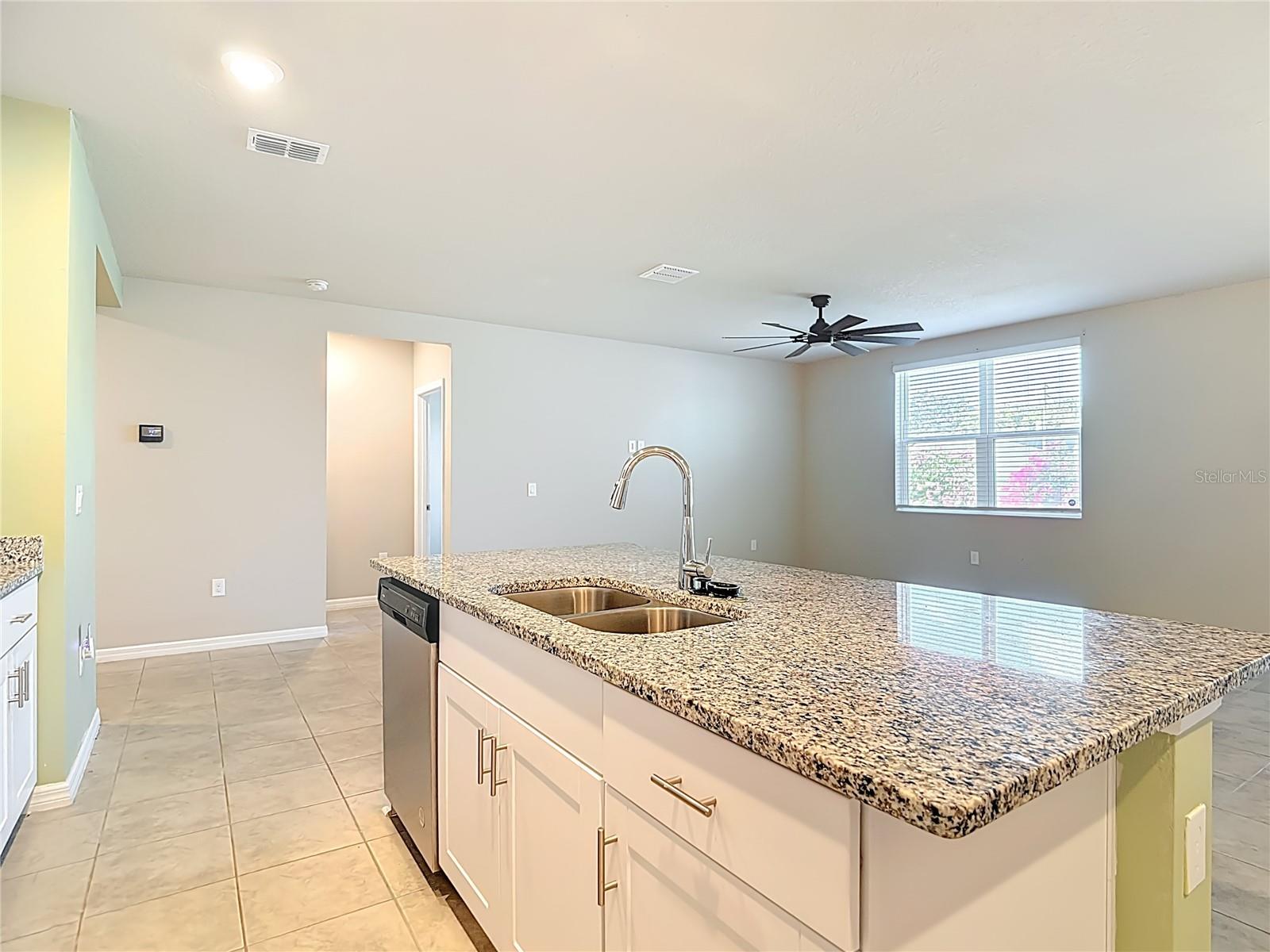 LUCERNE PARK RESERVE - Residential Lease