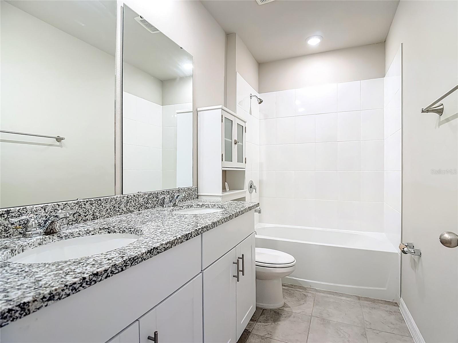 LUCERNE PARK RESERVE - Residential Lease