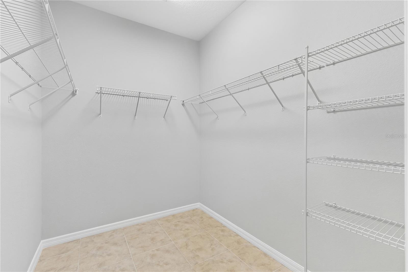 WHALEYS CREEK PH 1 - Residential Lease