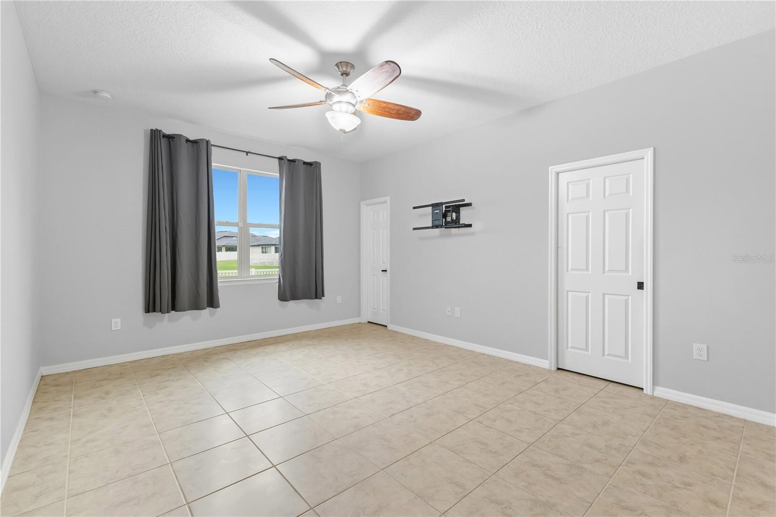 WHALEYS CREEK PH 1 - Residential Lease