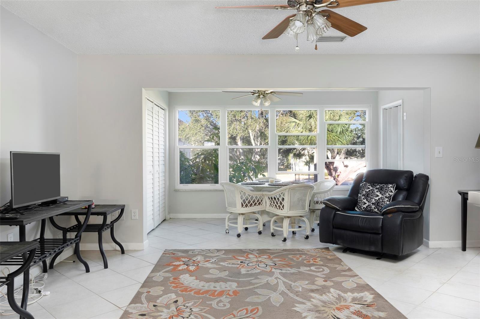 FIVE TOWNS OF ST PETE - Residential