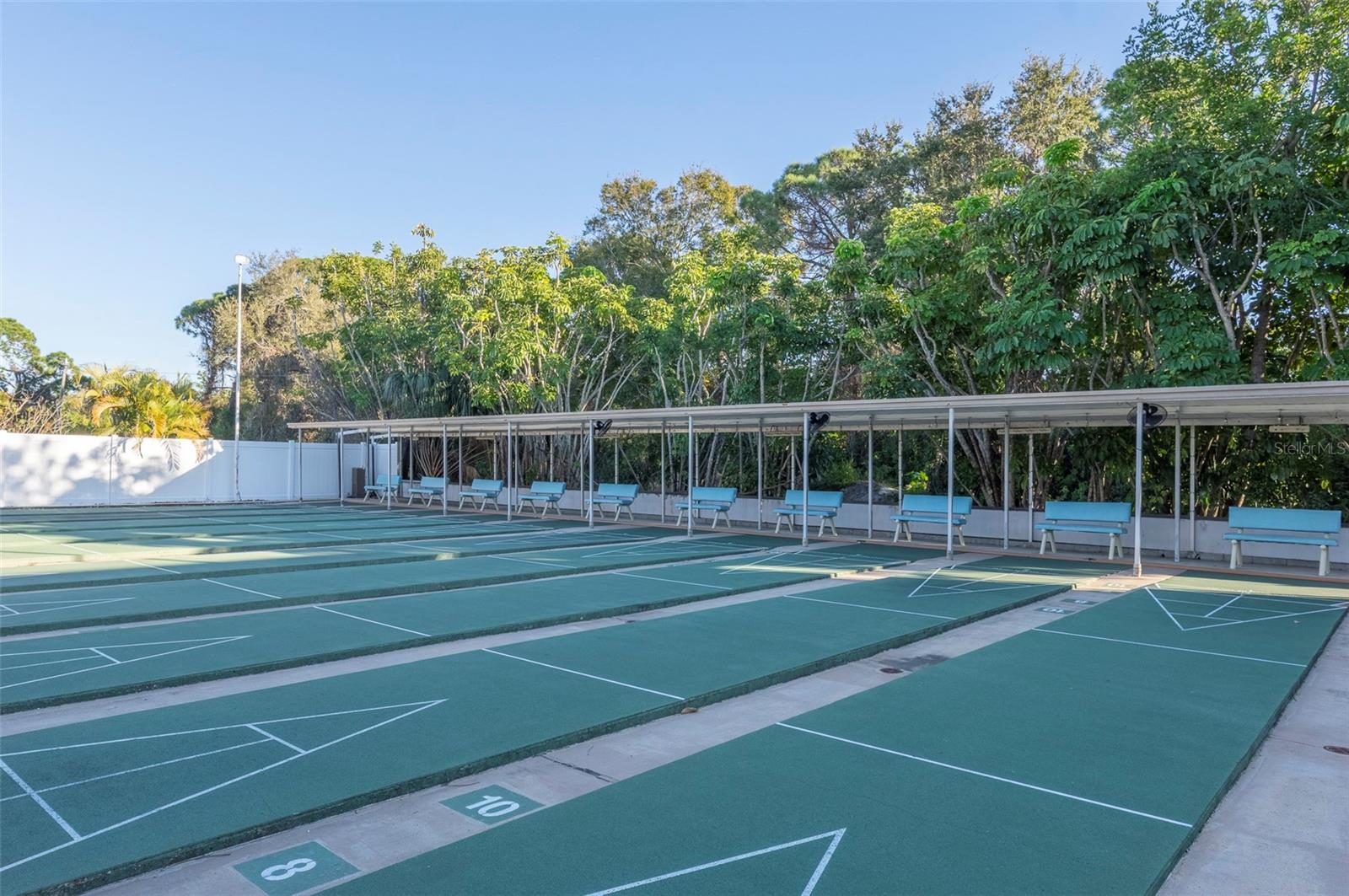 FIVE TOWNS OF ST PETE - Residential