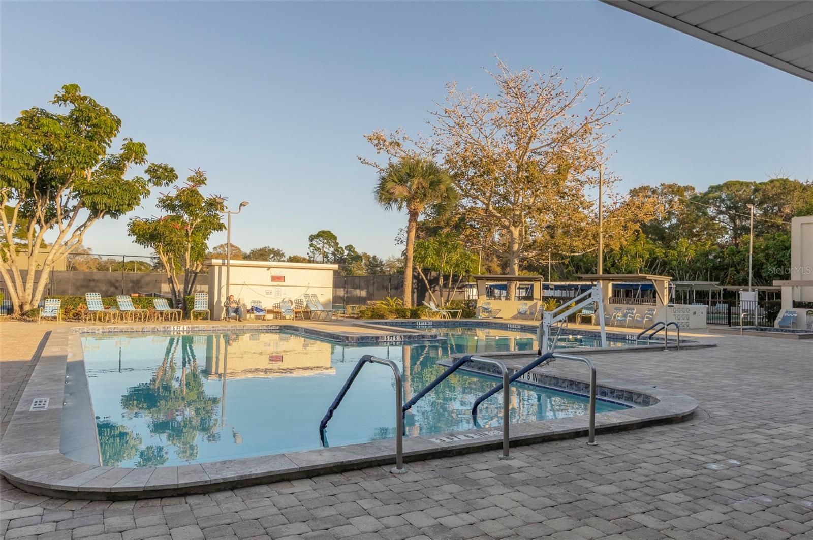 FIVE TOWNS OF ST PETE - Residential