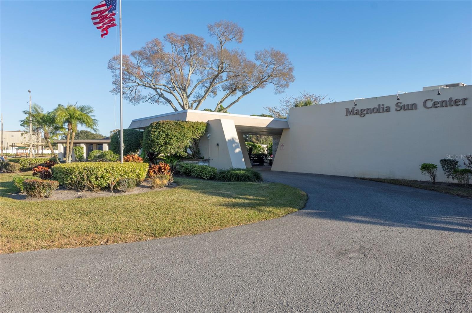 FIVE TOWNS OF ST PETE - Residential