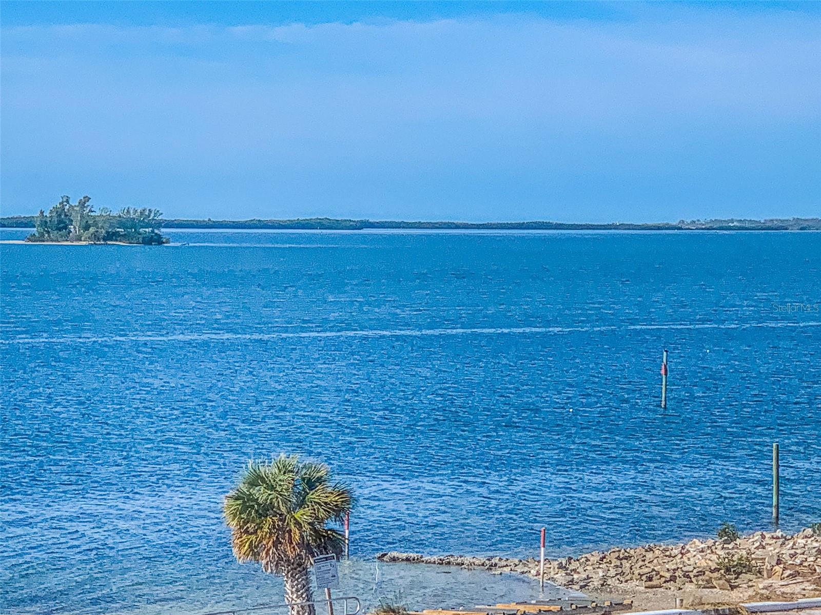 EDGEWATER ARMS 4TH CONDO - Residential