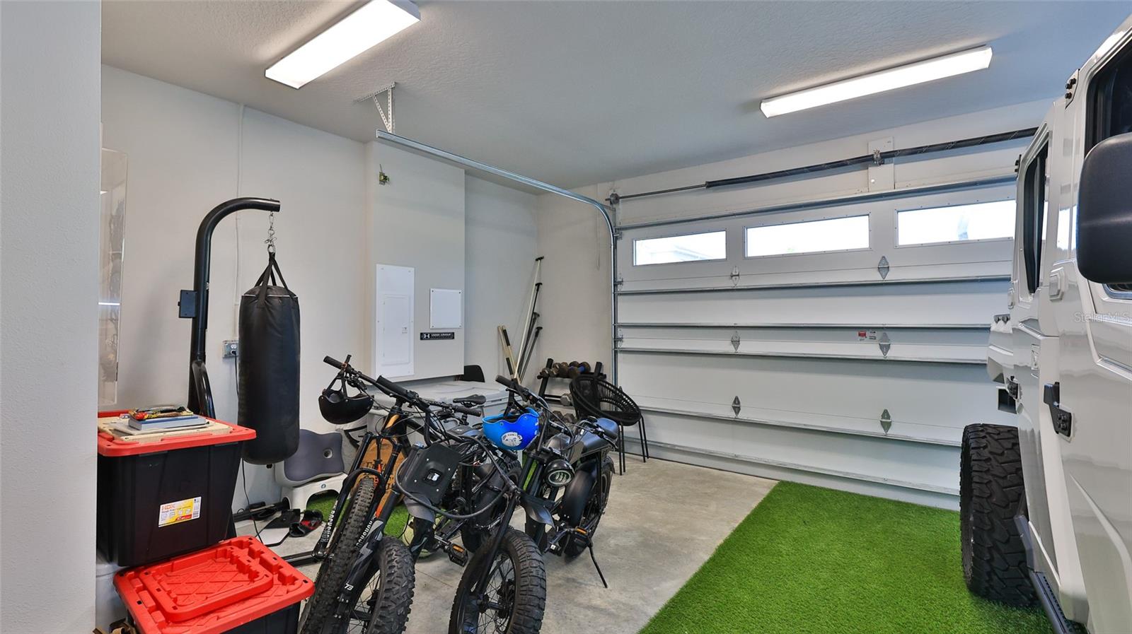 ISLES AT VENETIAN BAY - Residential