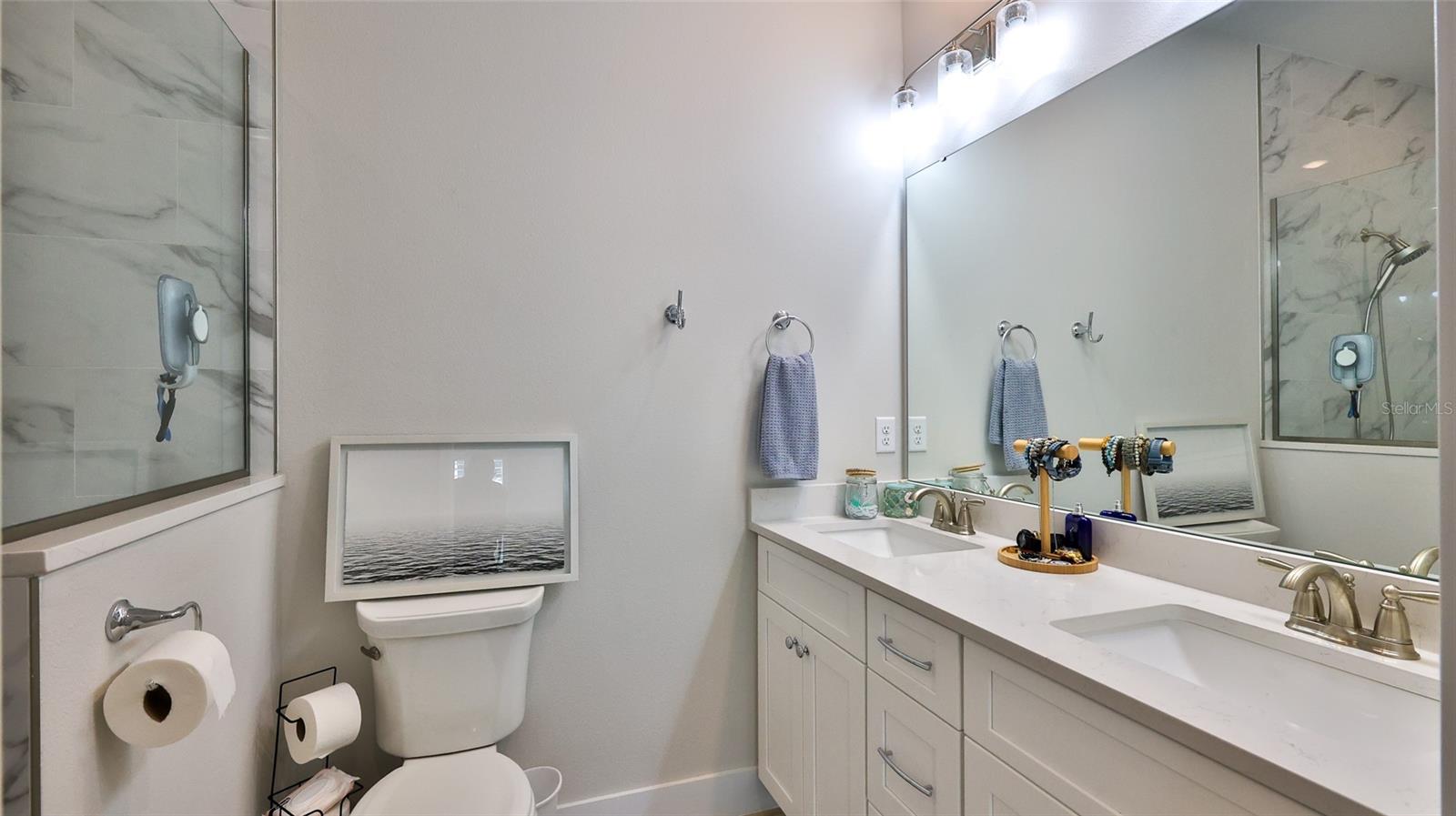 ISLES AT VENETIAN BAY - Residential