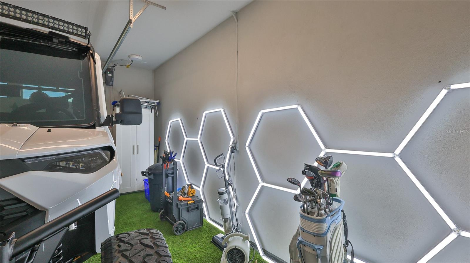 ISLES AT VENETIAN BAY - Residential