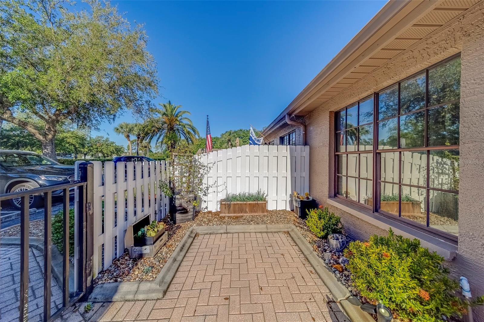 3135 CHARTER CLUB DRIVE G