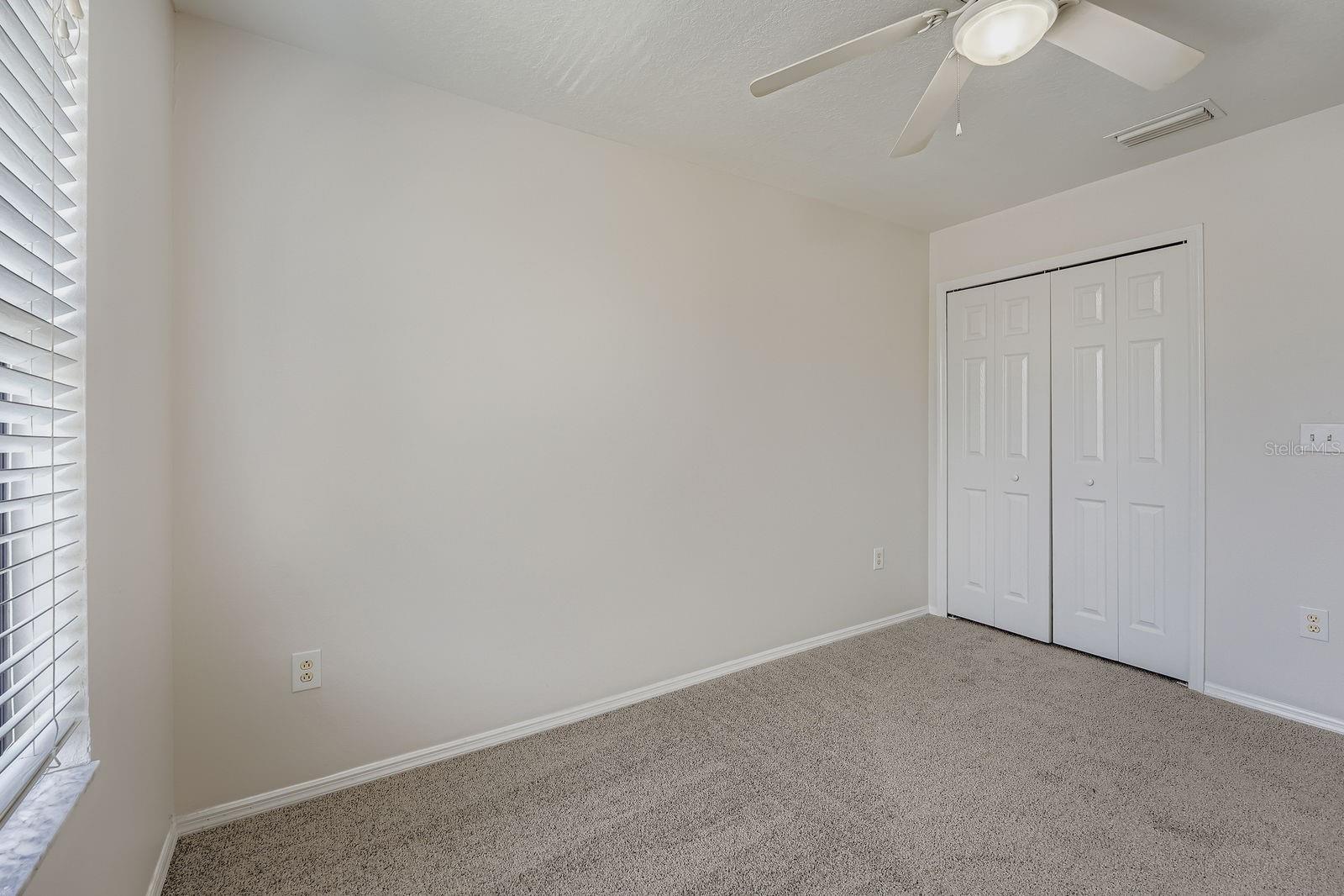 EDGEWATER AT LAKE BRANDON - Residential