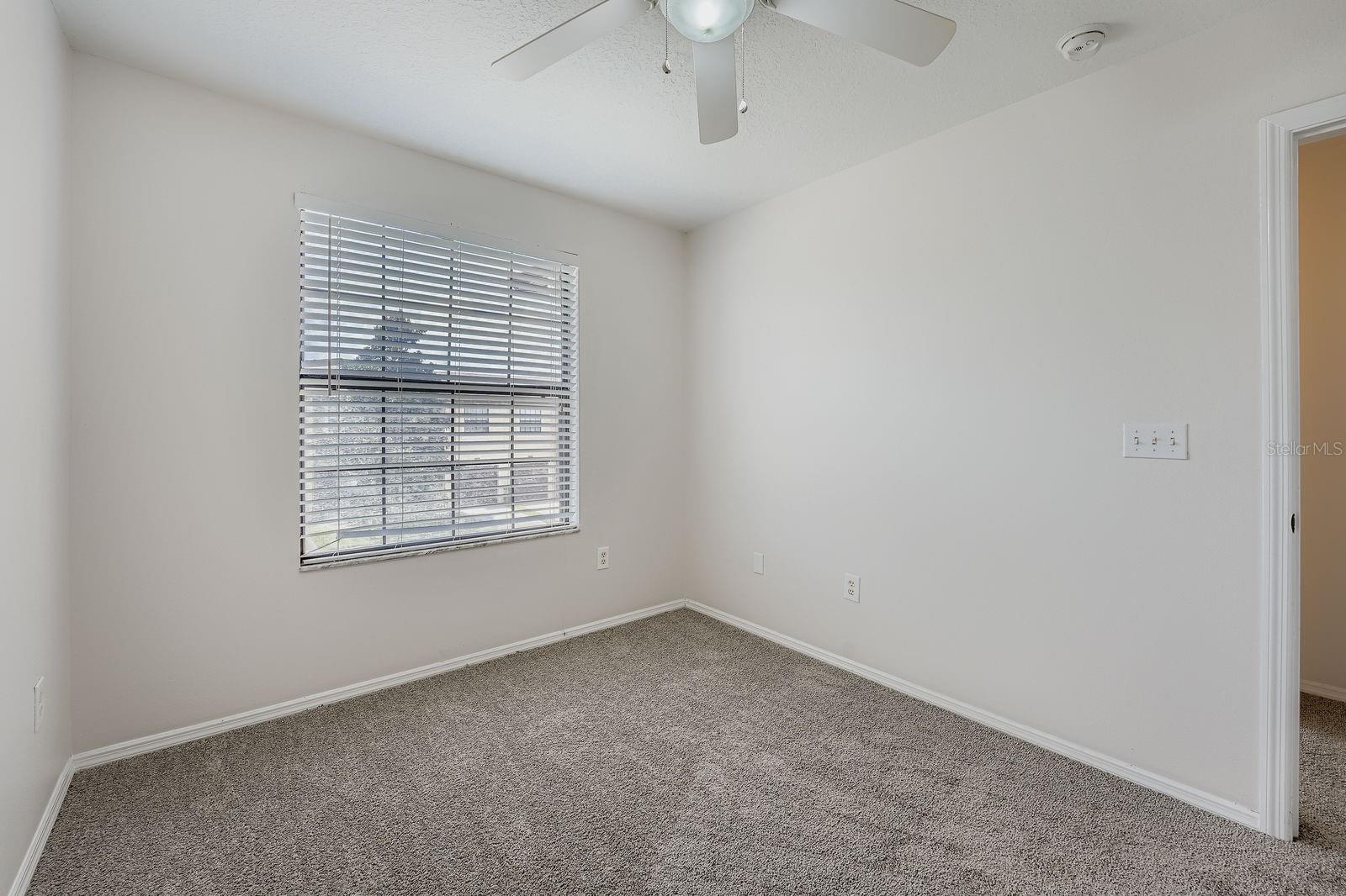 EDGEWATER AT LAKE BRANDON - Residential