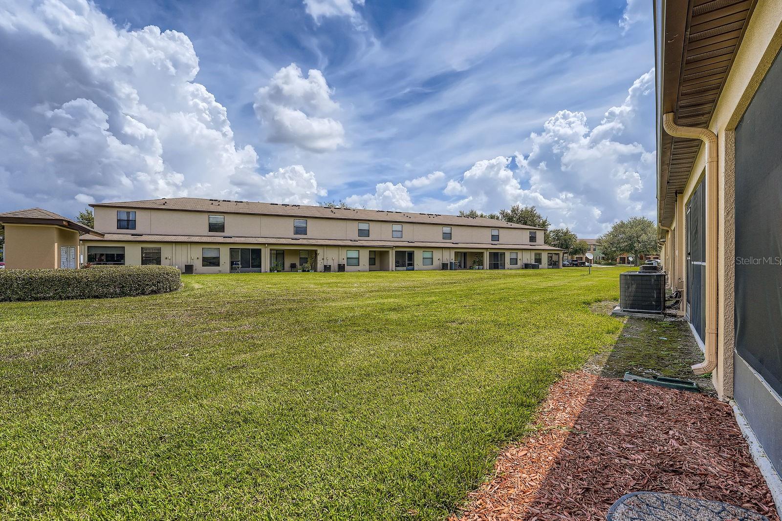 EDGEWATER AT LAKE BRANDON - Residential