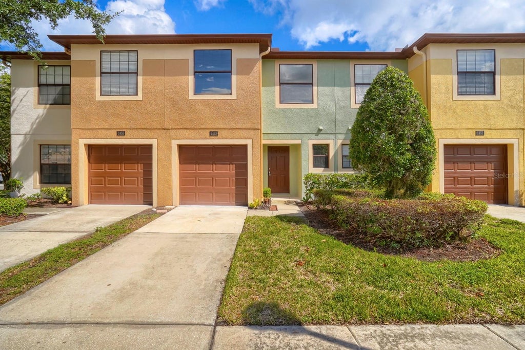 Photo of 2453 Edgewater Falls Drive, Brandon, FL 33511 (MLS # TB8397048)