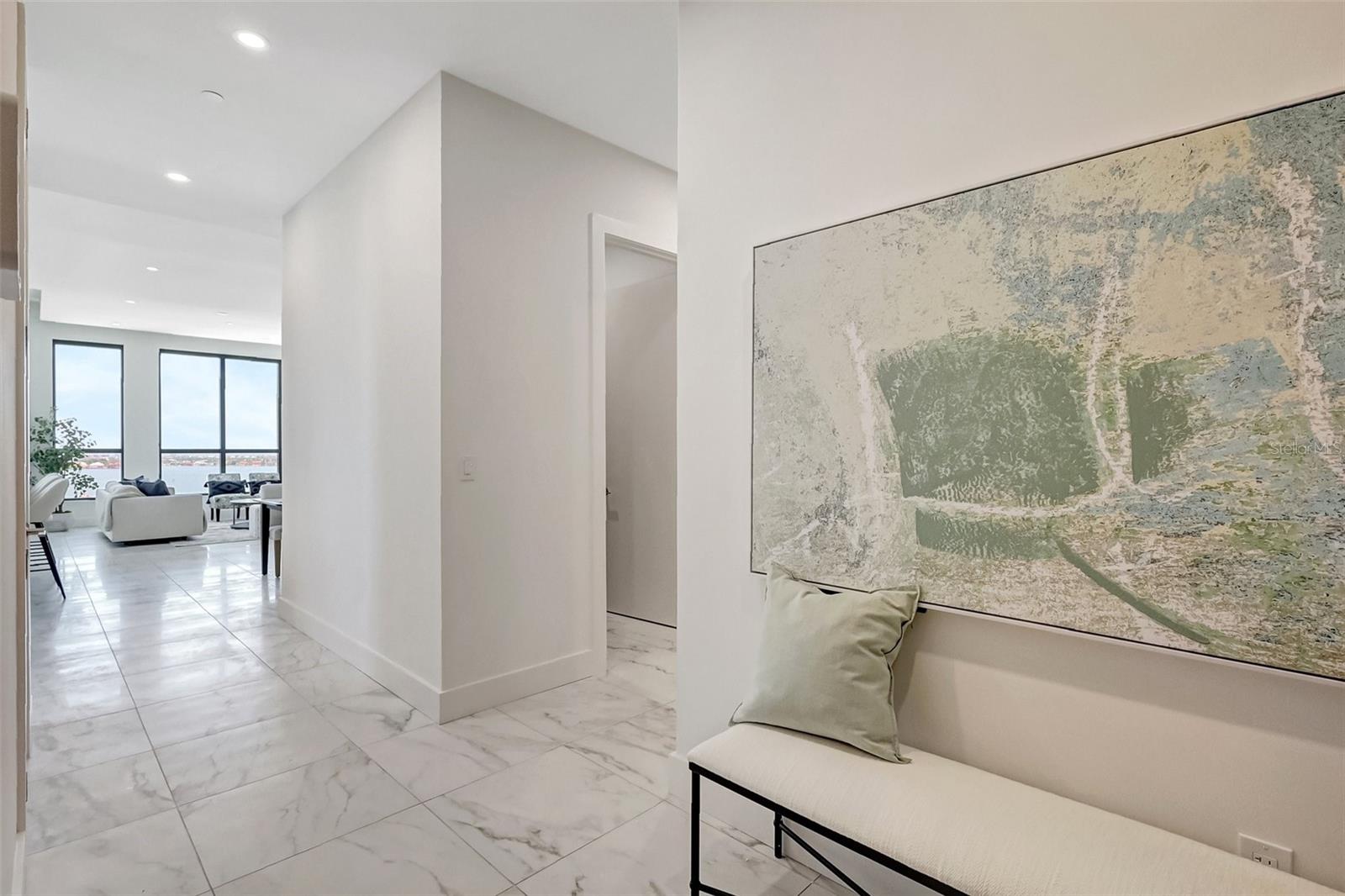 THE DEMARCAY - Residential