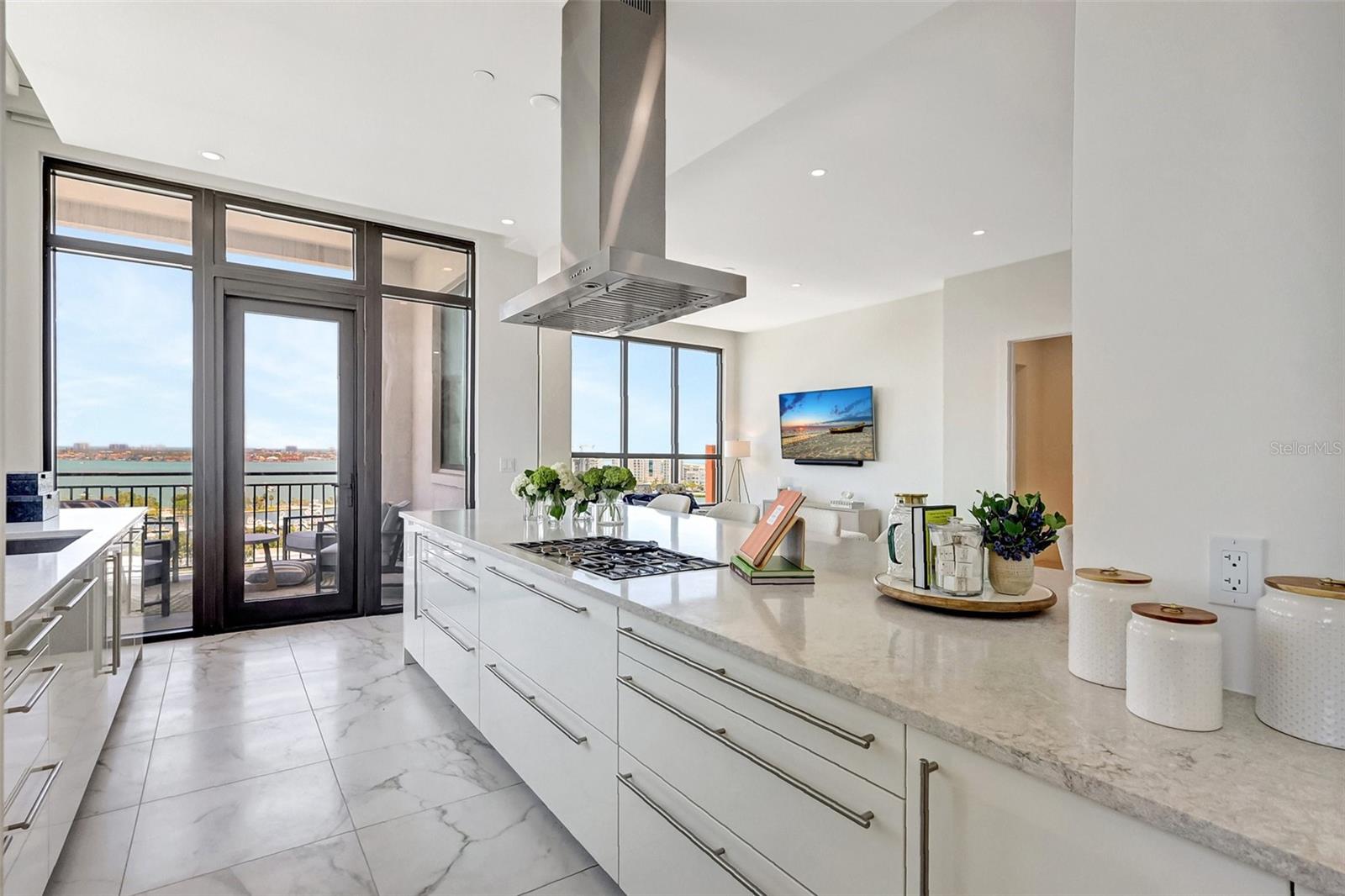 THE DEMARCAY - Residential