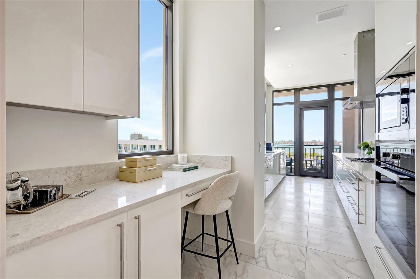 THE DEMARCAY - Residential