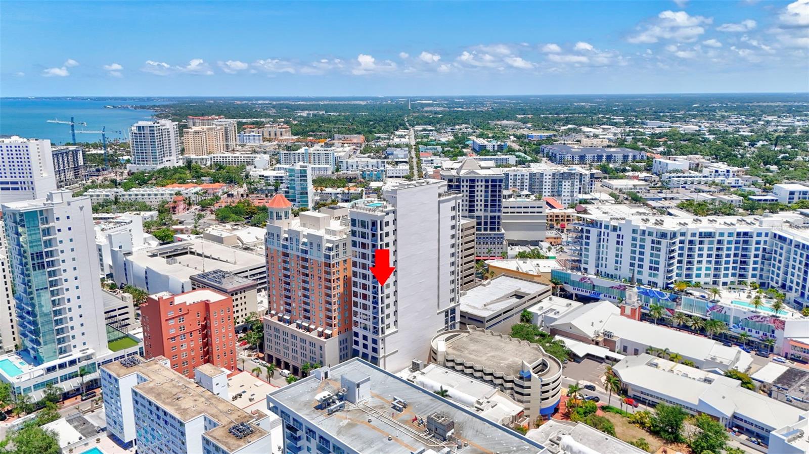 THE DEMARCAY - Residential